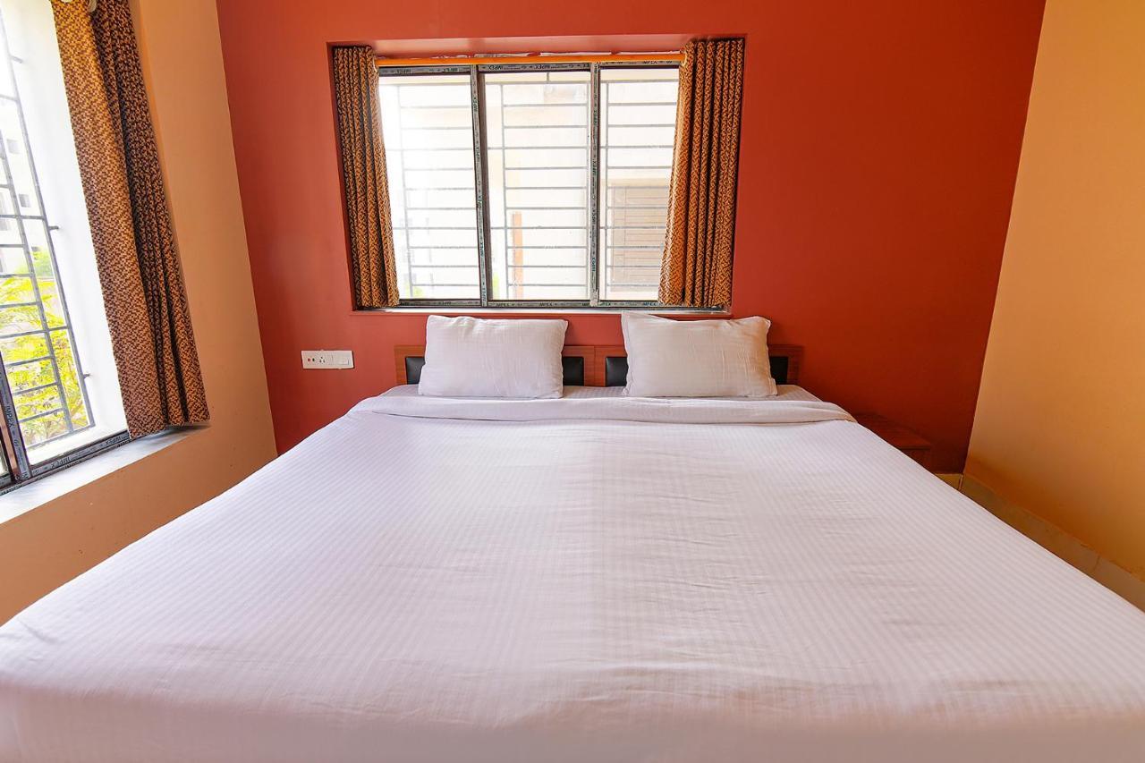 כלכותה Fabhotel Amar Raj Inn מראה חיצוני תמונה
